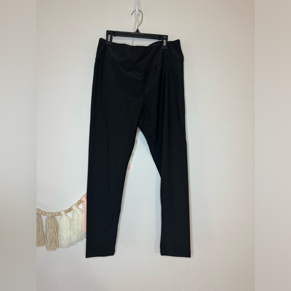Women’s sweat shaper pants 🛍
